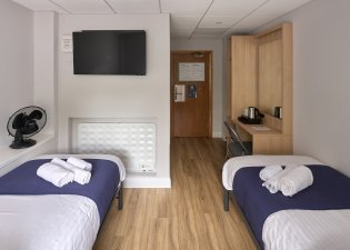 Twin room